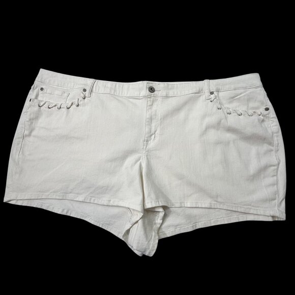 Torrid White Denim Shorts NEW Lace Up Pockets Women’s 30 - Picture 2 of 11